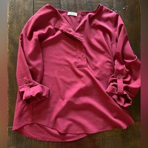 Van Heusen maroon roll-sleeve popover top size medium